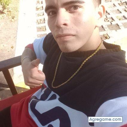 enzotordoya chico soltero en Tigre