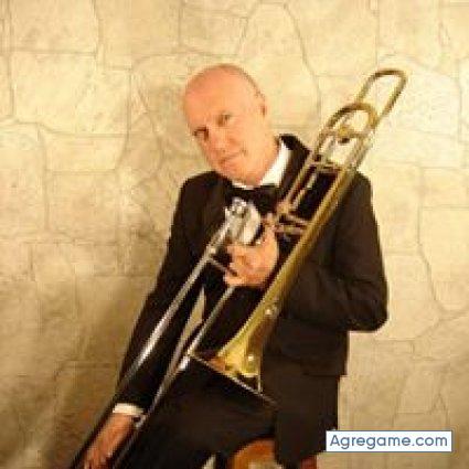 norbertomingrino chico viudo en Caseros