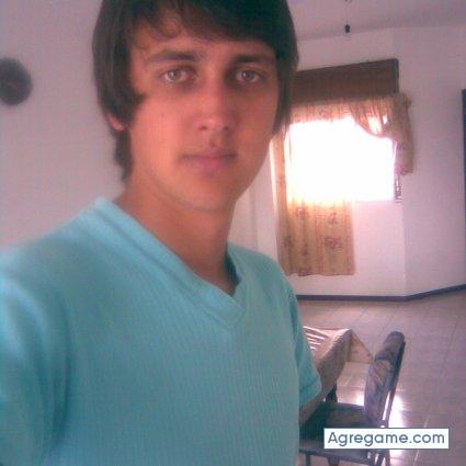 danielp88 chico soltero en Mercedes