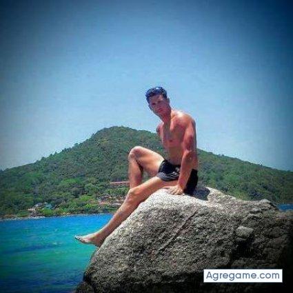 emanuelstieb chico soltero en Santa Ana