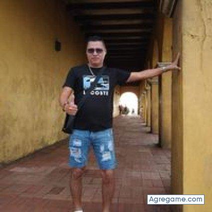 ismaeleduardo6473 chico soltero en Cubarral