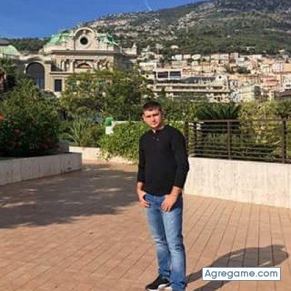 licus chico soltero en Manilva