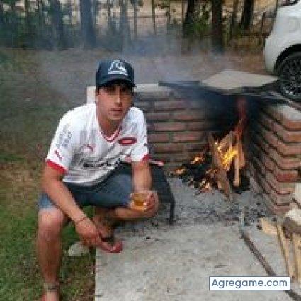 lucaslemma chico soltero en Sampacho