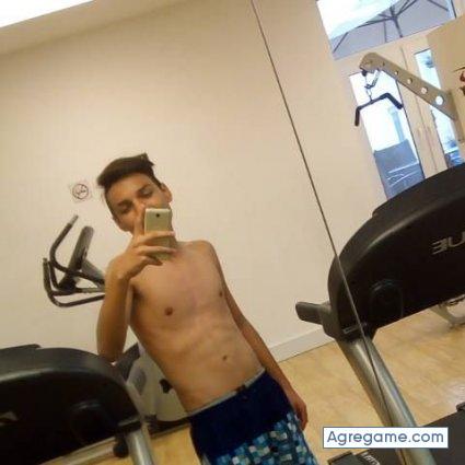 robertogarcia8998 chico soltero en Emiliano Zapata