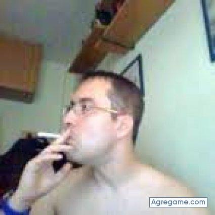 Elcontadoraz12b chico soltero en Barbera del valles