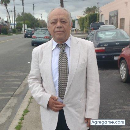 renescustom chico soltero en Anaheim