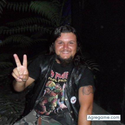 motoko chico soltero en Santiago