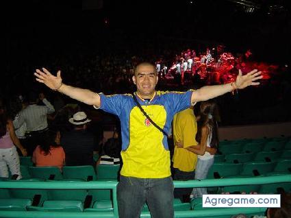 jrcolombiano chico soltero en Villanueva del pardillo