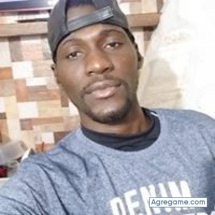 karamokodiaby chico soltero en El Rompido