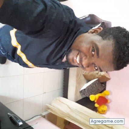 Papichampoo chico soltero en Dearborn