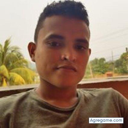 cristofervallecillo chico soltero en La Ceiba