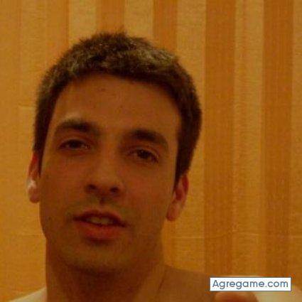 Berhane chico soltero en Barcelona