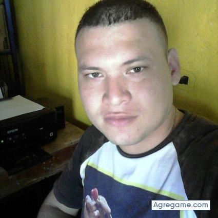 merthan12 chico soltero en Ilobasco