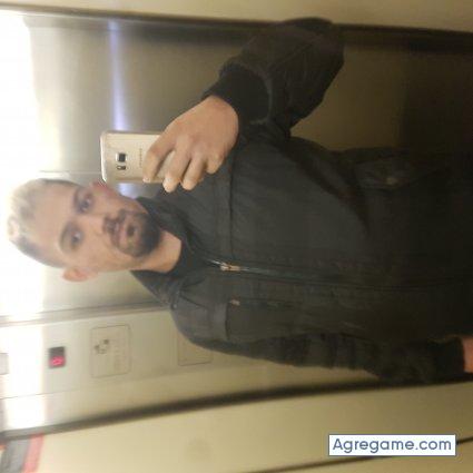 Chicoolo chico soltero en Almendros Javea/xabia