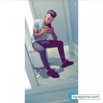 taoufikbouchkarna chico soltero en Renedo De Pielagos