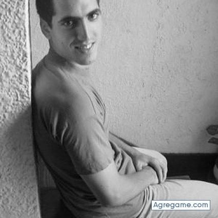 sinlujo chico soltero en Lima