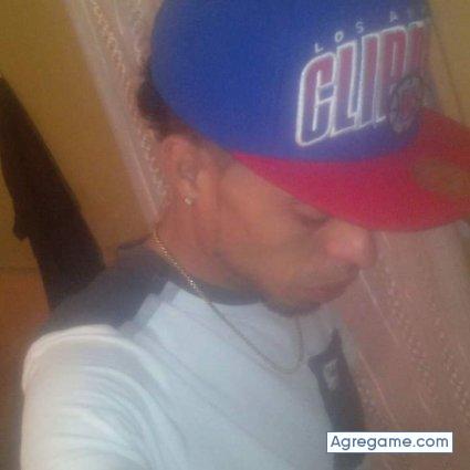 williamhuella chico soltero en Santo Domingo Norte