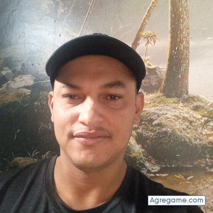 Javier35comerciante chico soltero en Maracay