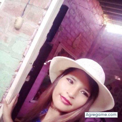 cristalalberca chica soltera en Florencia De Mora