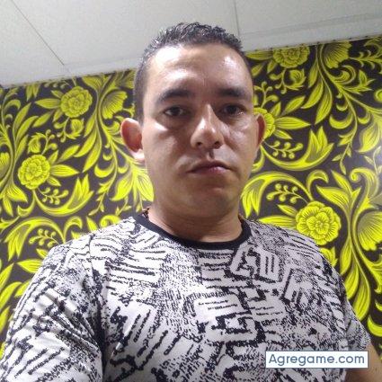 Carlito821023 chico soltero en Monahans