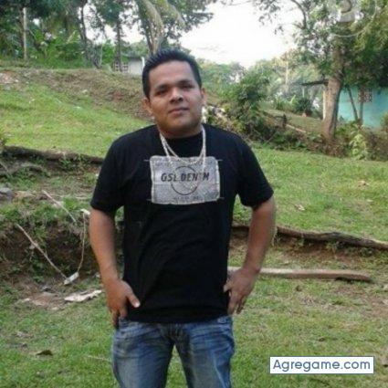 EricC25 chico soltero en Río Abajo