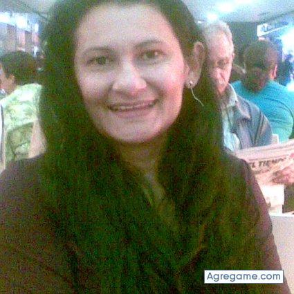 adelina chica casada en Santa Teresa