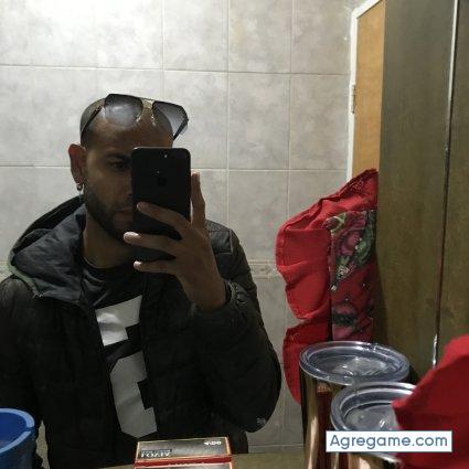 Estebanteran chico soltero en Maracay