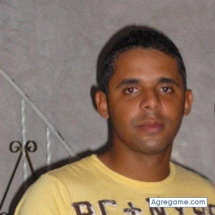 rocky chico soltero en Cartagena