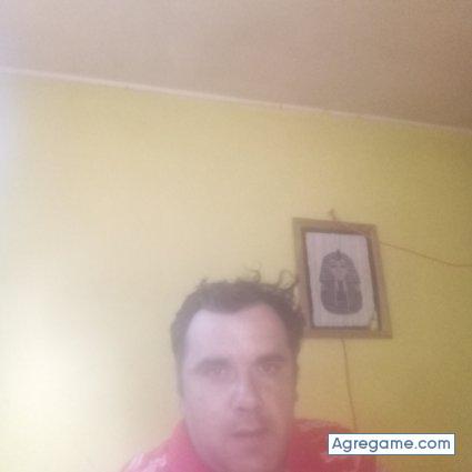 Alvaroddd chico soltero en Peñalolén
