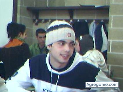 corey chico soltero en Pontevedra