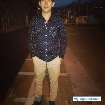 Jonathan0126 chico soltero en Bogotá