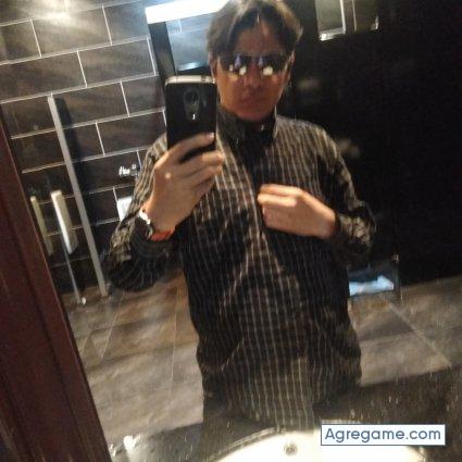 angele9880 chico soltero en Richmond