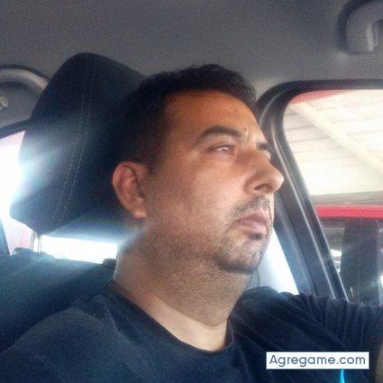 Zhoro0077 chico soltero en Sarriguren