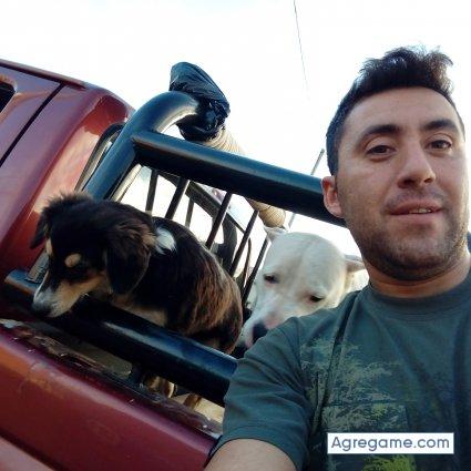 Emmanuel1586 chico soltero en Villa Gesell