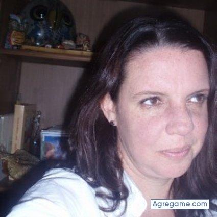 Mujeres Solteras Manos En GГјeГ±es