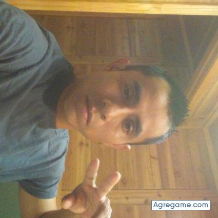 Severito chico soltero en Alexandria