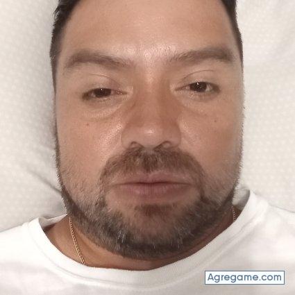 Piroparedes chico soltero en Deltona