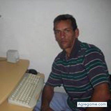 oruga1 chico soltero en Remedios