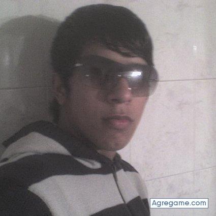Larengatyt chico soltero en González Catán