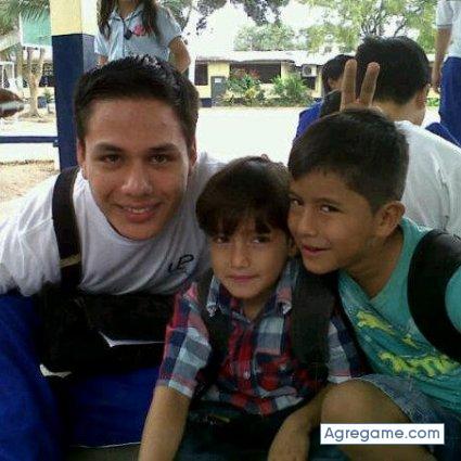 Antonio_97 chico soltero en Pasaje