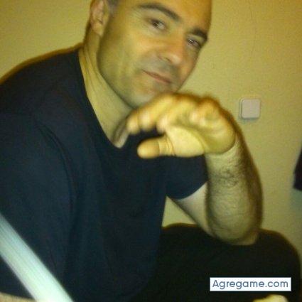 crecedio chico soltero en Valdemoro