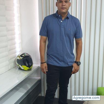 Angelberen chico soltero en Ciudad Guayana