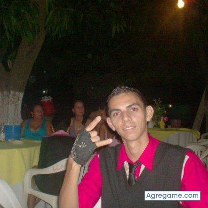 davcolins chico soltero en El Vigía