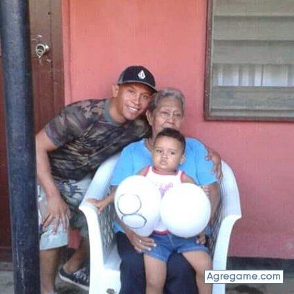 najarroengels chico separado en Mateare