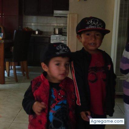 alfonsourdiales chico soltero en Greenfield