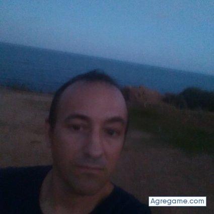 Juanjupe chico soltero en Alcossebre