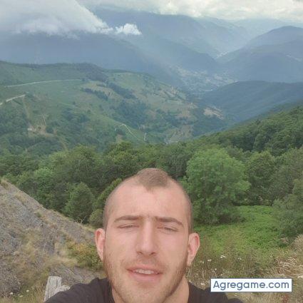 alexmoncayo chico soltero en La Zenia