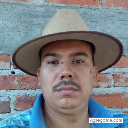Cholooscar chico soltero en Coyuca De Catalán