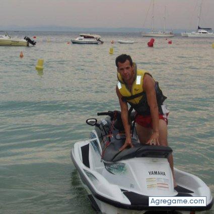 runen chico soltero en Kermit