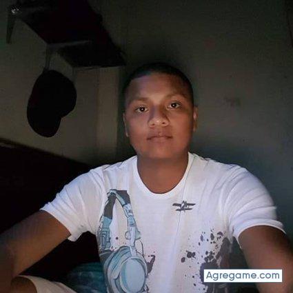 overgref chico soltero en Latacunga
